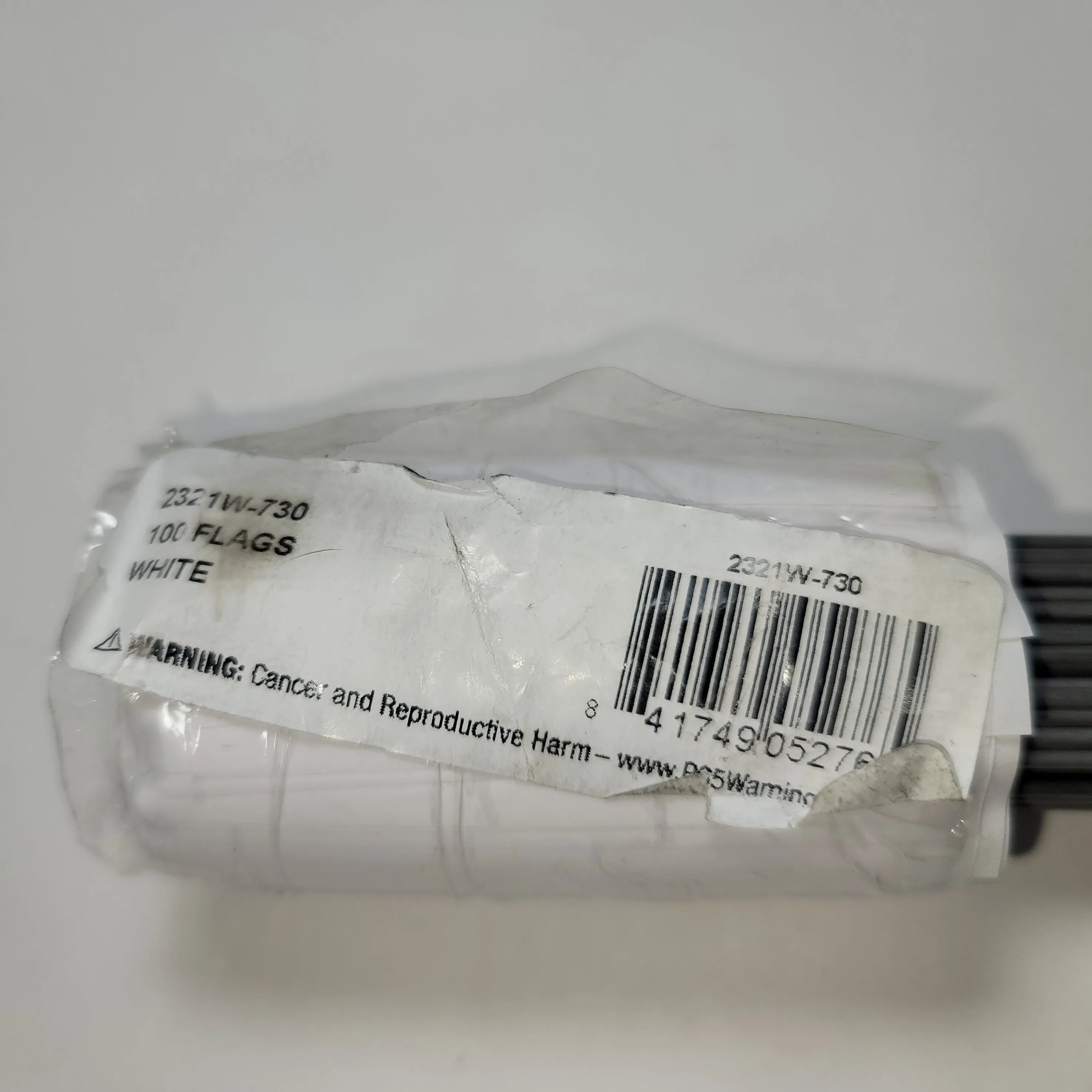 100 Wire Marking Flags, 2.5" x 3.5" WHITE polyethylene 3 mil flag, 21" long wire