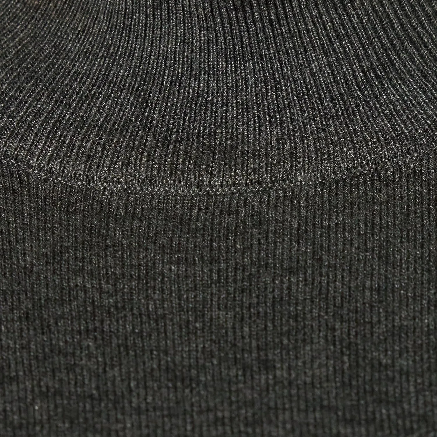 Amazon Essentials Women's Lightweight Mockneck Sweater (Available in Plus Size)