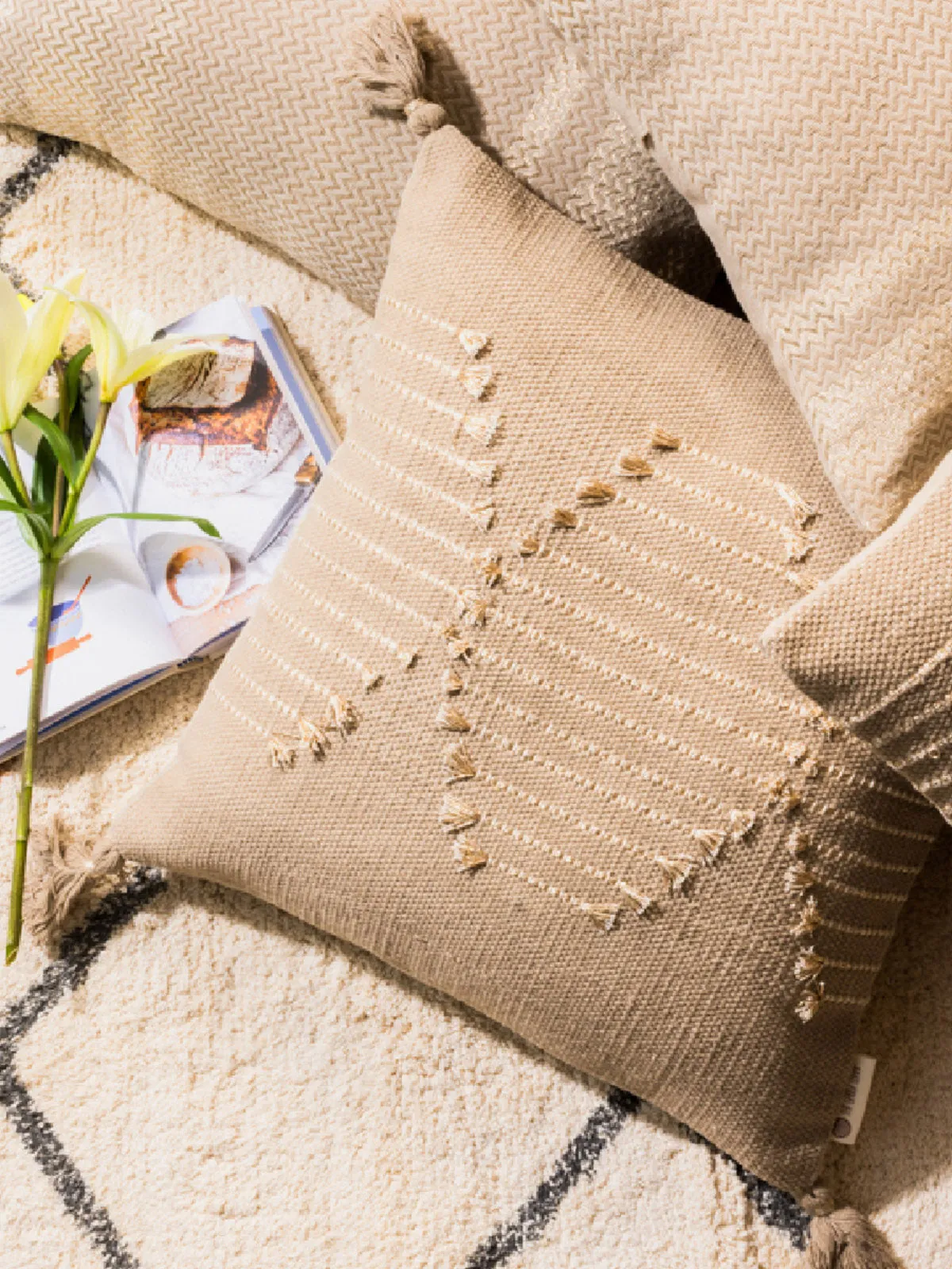 Broken Rib Broken Hexa Cushion Cover Beige