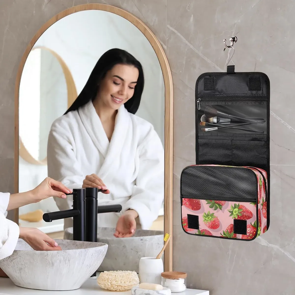 Hanging Travel Toiletry Bag Fresh Strawberry Toiletry Bags with Hanging Hook Portable Cosmetic Bag Makeup Organizer for Travel Business Trip