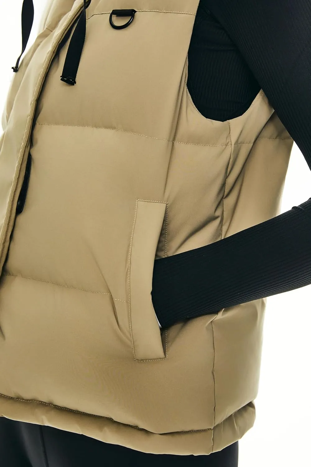 Orolay Women's Puffer Down Vest Hooded Cropped Sleeveless Quilted Jacket Zip Up Lightweight Gilet with Pockets