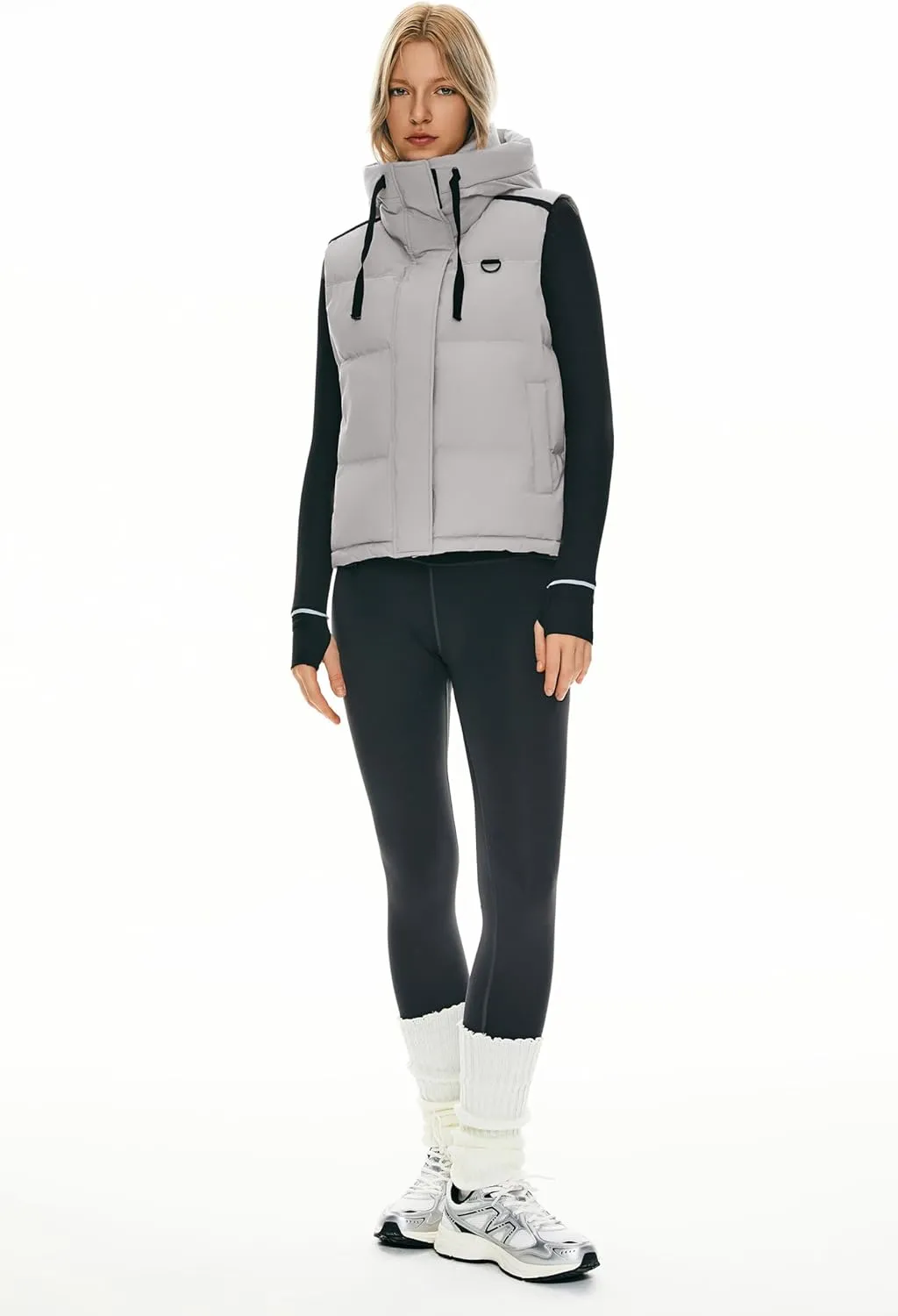 Orolay Women's Puffer Down Vest Hooded Cropped Sleeveless Quilted Jacket Zip Up Lightweight Gilet with Pockets