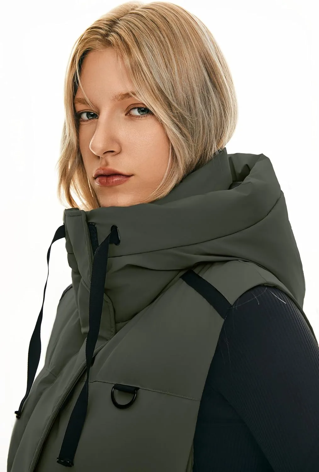 Orolay Women's Puffer Down Vest Hooded Cropped Sleeveless Quilted Jacket Zip Up Lightweight Gilet with Pockets
