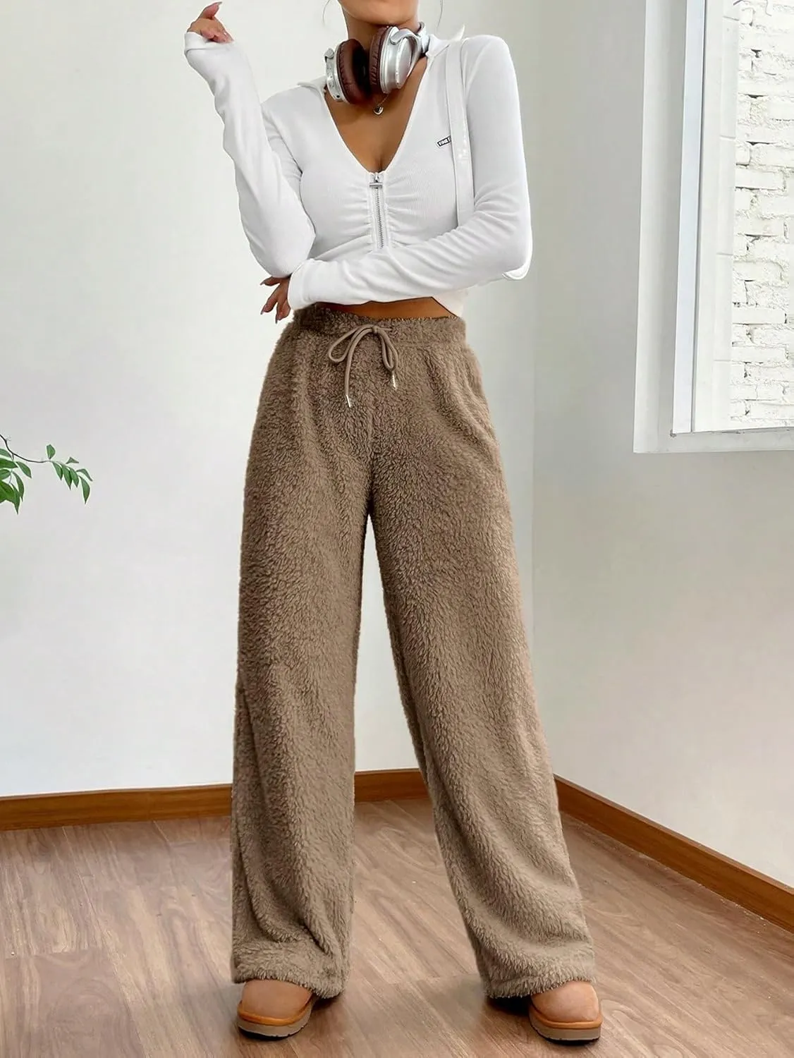 Women's Drawstring High Waisted Fuzzy Pants Cozy Wide Leg Casual Lounge Trousers