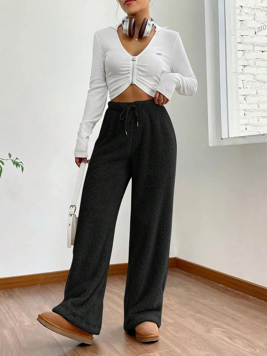 Women's Drawstring High Waisted Fuzzy Pants Cozy Wide Leg Casual Lounge Trousers
