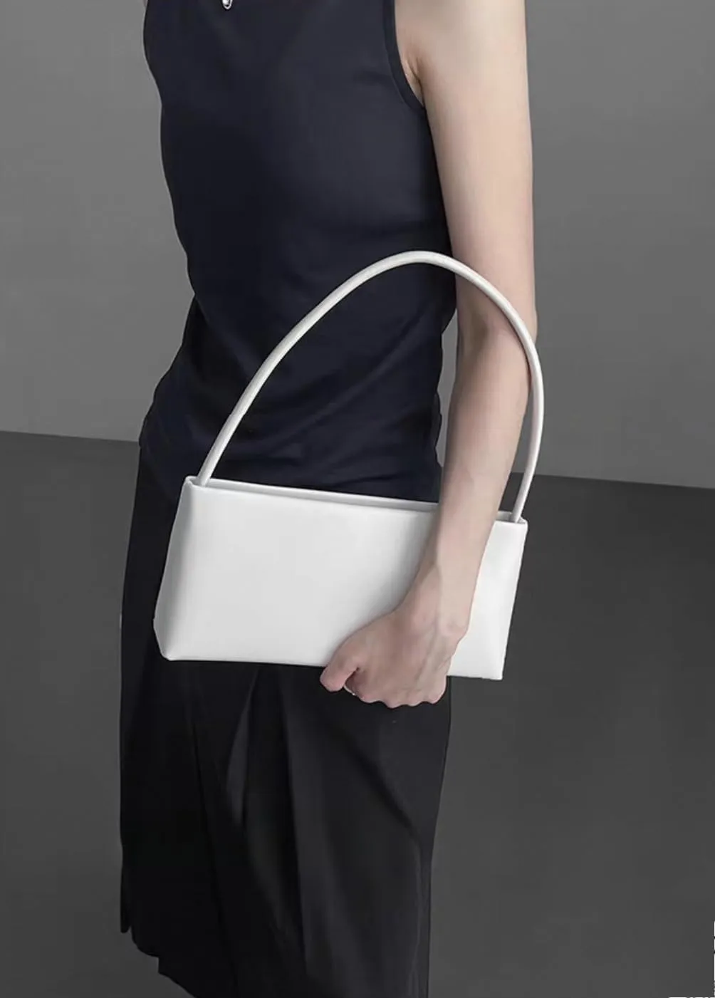 Women's Leather Small Retro Shoulder Crossbody Armpit Bag Handbag Clutch Hobo Pillow Bag Versatile Chic Stylish Casual