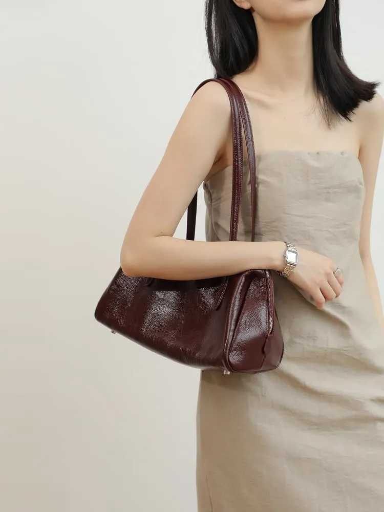 Women's Retro Leather Large Capacity Shoulder Underarm Bag Handbag Commuting Totes Pillow Bowling Bag Versatile Clutch Hobo