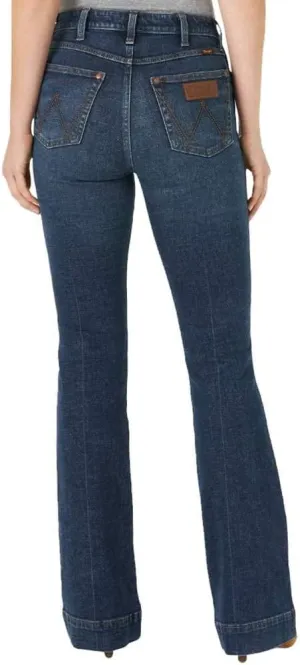 Wrangler Women's Retro High Rise Trouser Jean